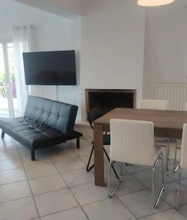 Evas House דירה *