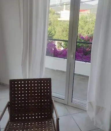 Evas House * Karababás